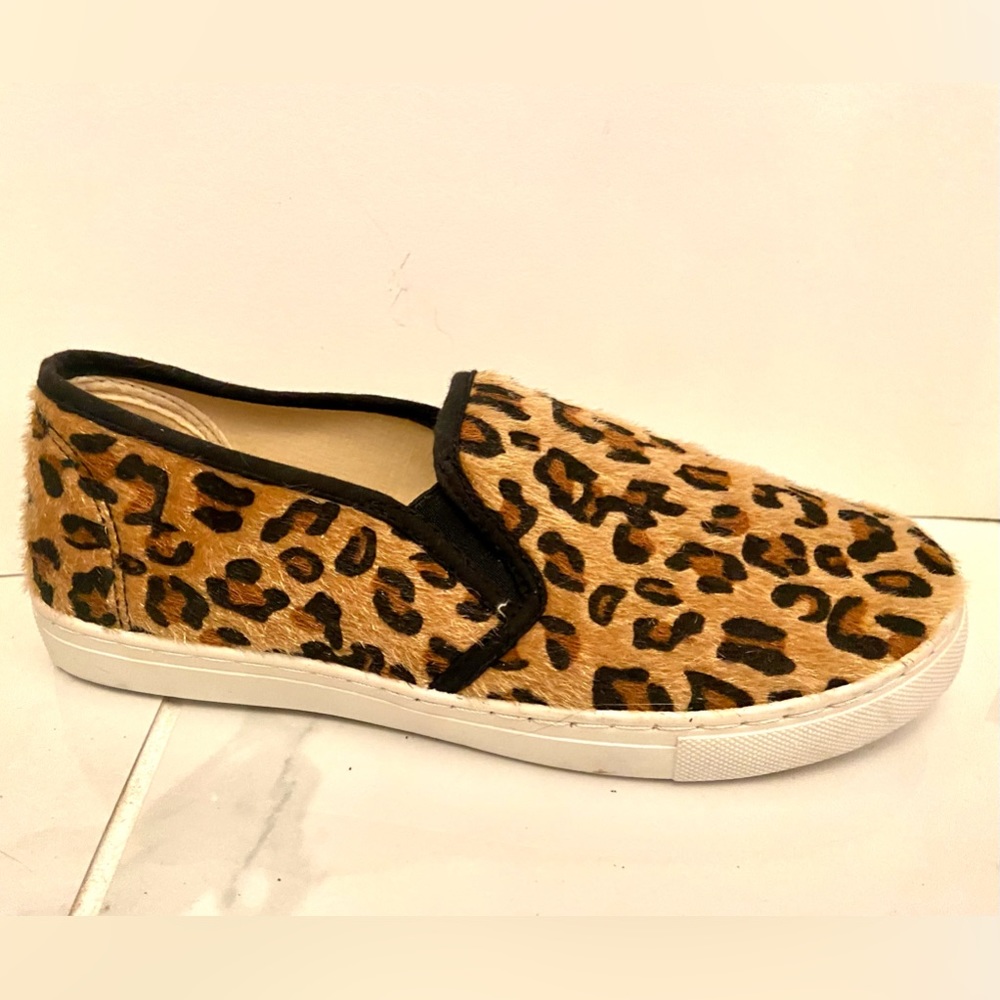 Womens Slip-on Leopard Pony Hair Anna Sneakers size 7 1/2 white soul